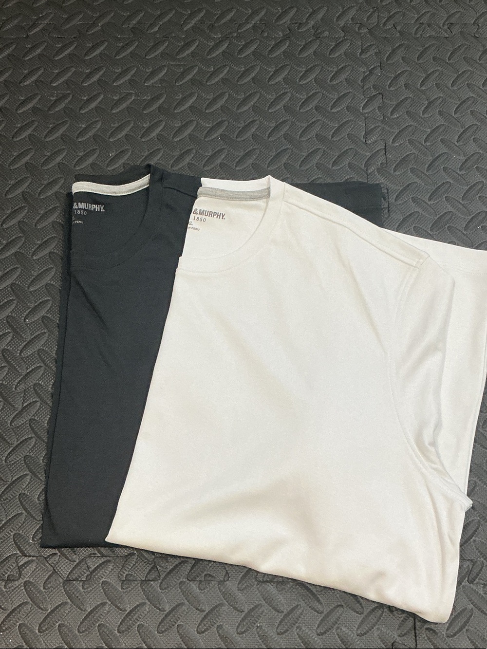 NWOT Bundle 2 Johnston & Murphy Men's Crew Neck T-Shirts - Black & White Pima